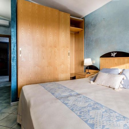 Hotel Villa Del Mare Solanas Solanas  Exteriér fotografie
