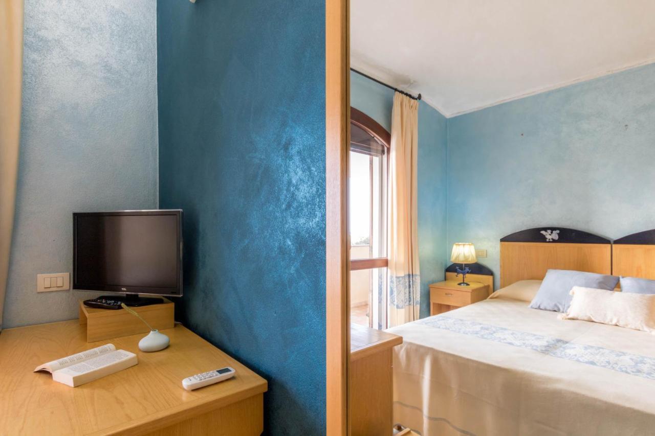 Hotel Villa Del Mare Solanas Solanas  Exteriér fotografie