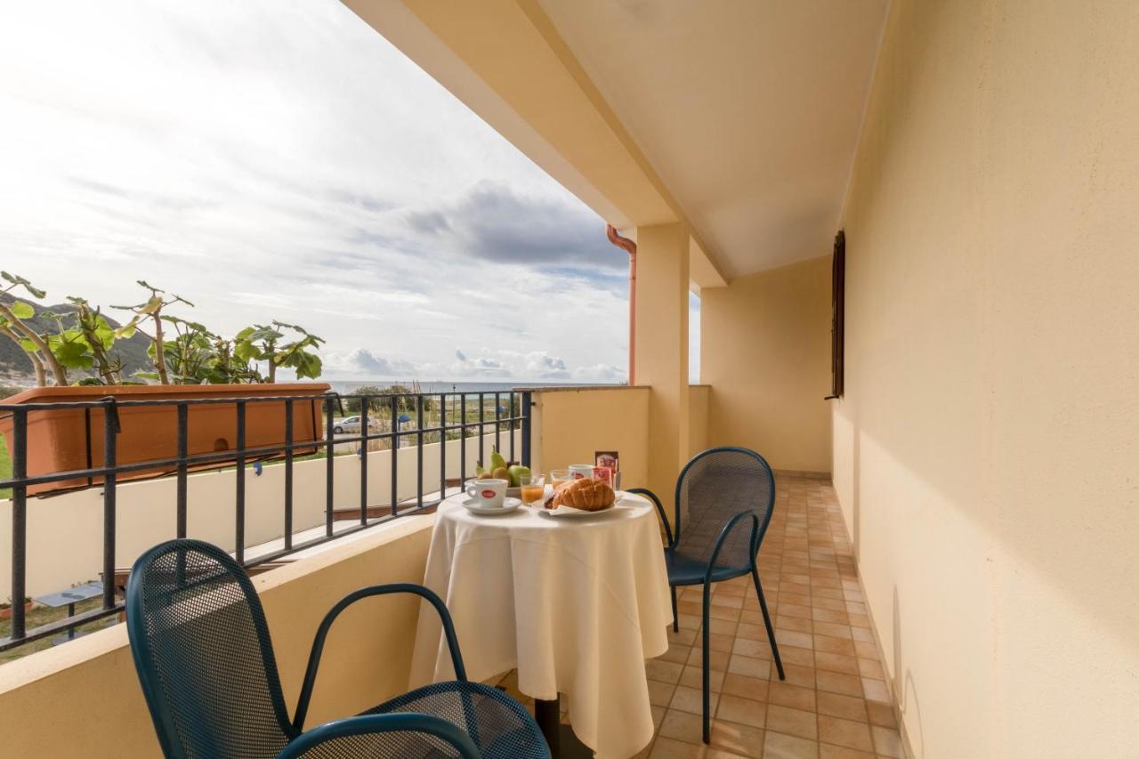 Hotel Villa Del Mare Solanas Solanas  Exteriér fotografie