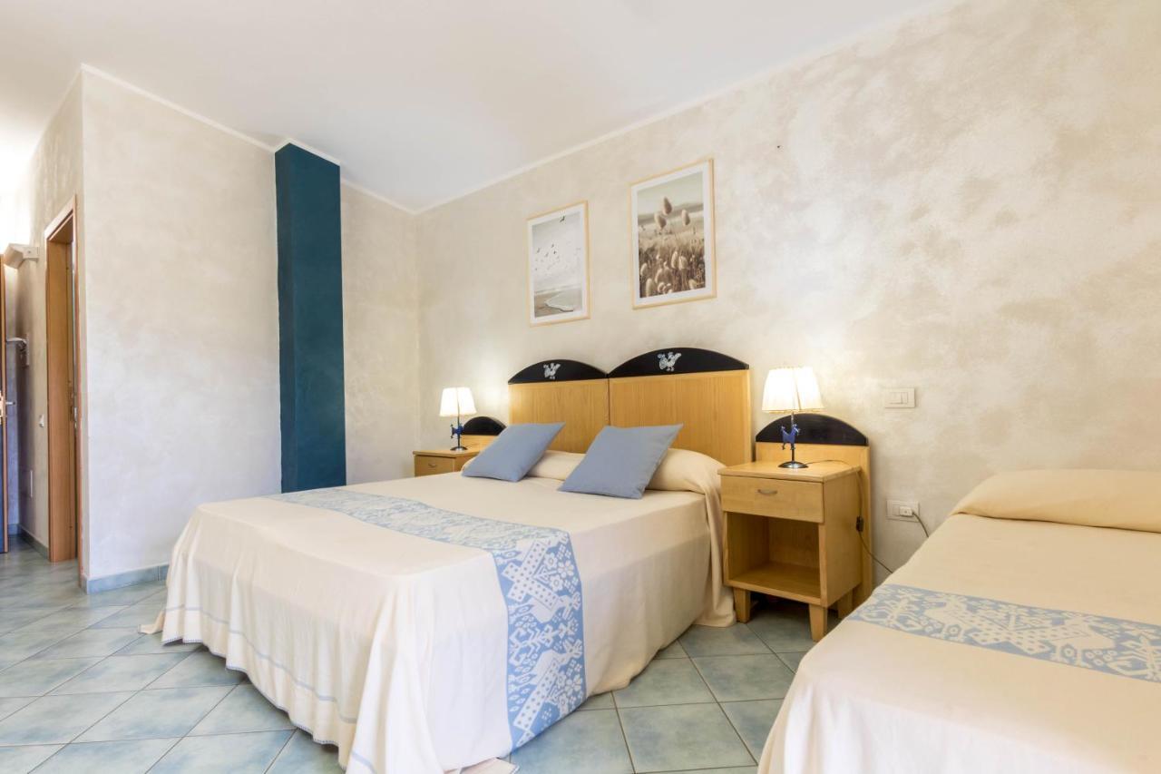 Hotel Villa Del Mare Solanas Solanas  Exteriér fotografie