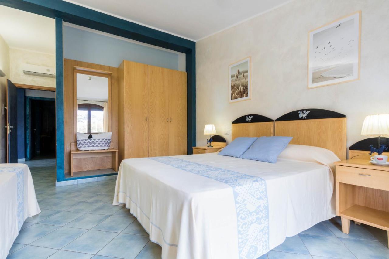 Hotel Villa Del Mare Solanas Solanas  Exteriér fotografie